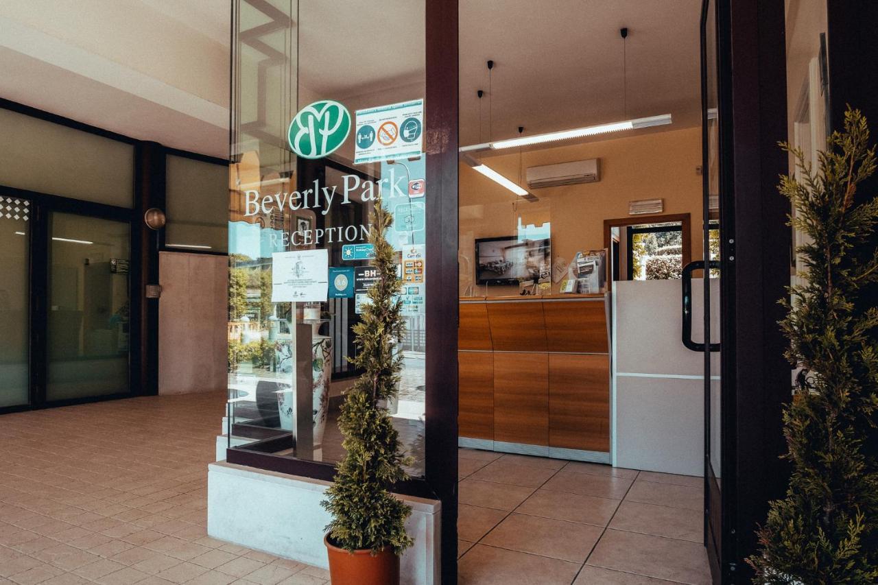 Beverly Park Residence Tirrenia Exterior photo